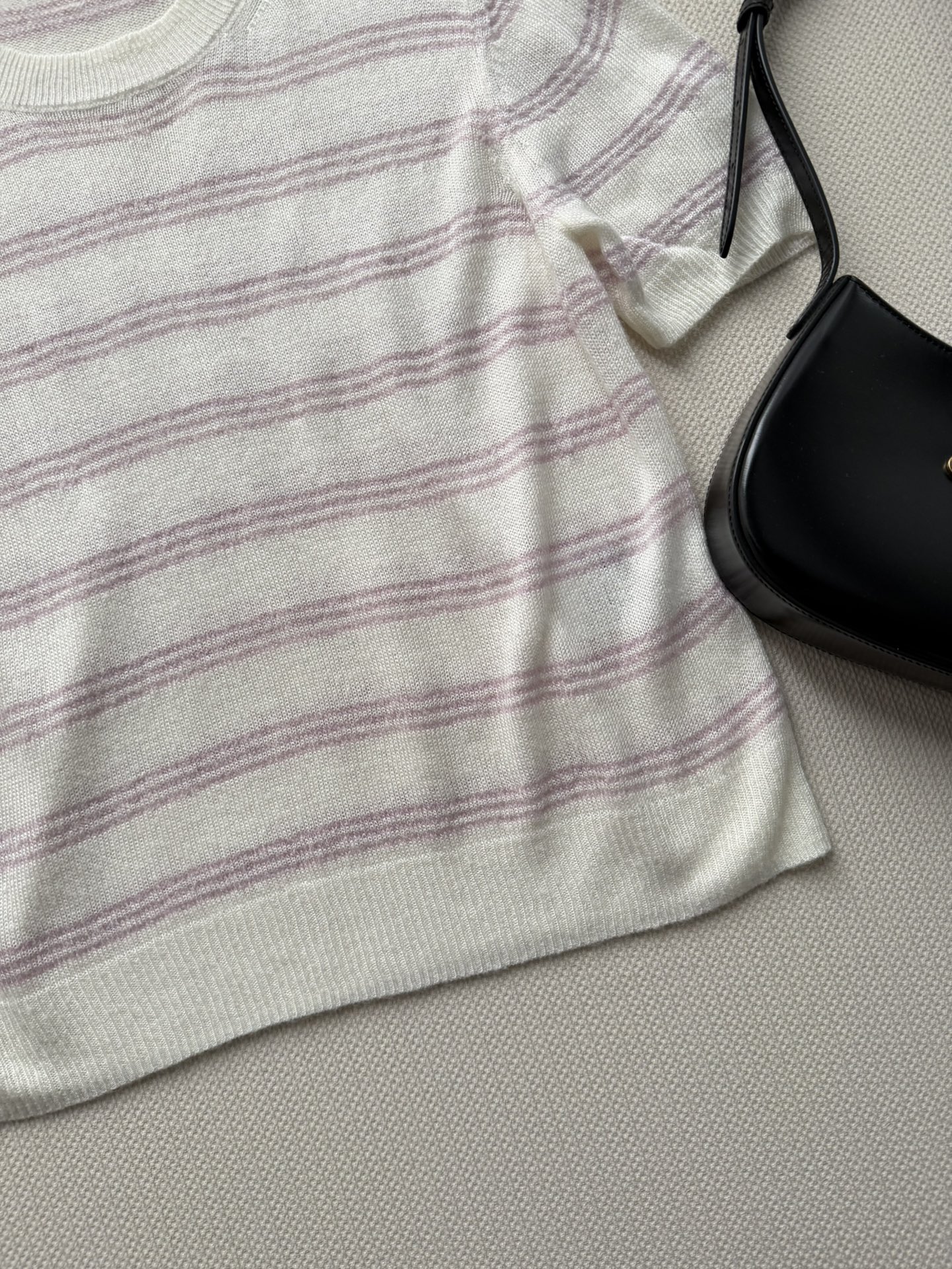 Women's short sleeves